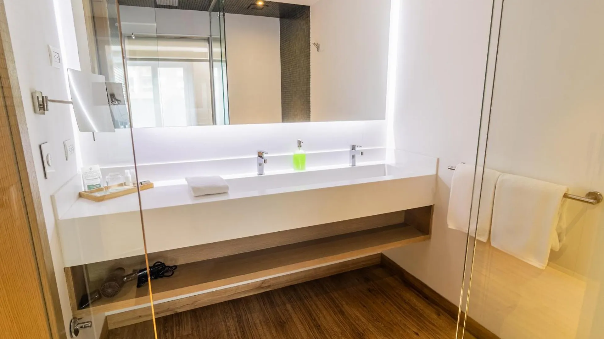 فندق Biohotel Organic Suites بوغوتا