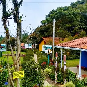 Chalet Santaelena -chalets De Montaña- 