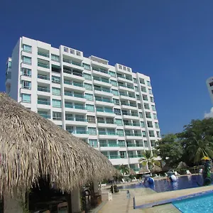 Apartamento Costa Azul 401 