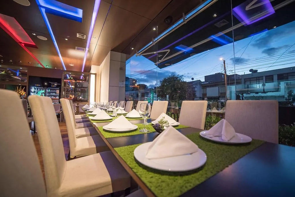 Biohotel Organic Suites Bogotá 4*,